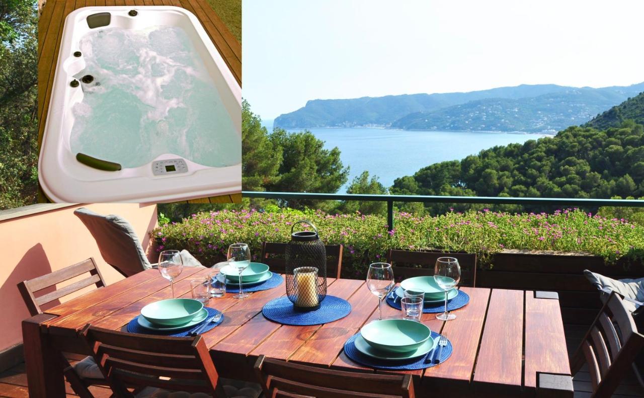 Una Spettacolare Vista Mare - Casa Con Jacuzzi 베르게지 외부 사진