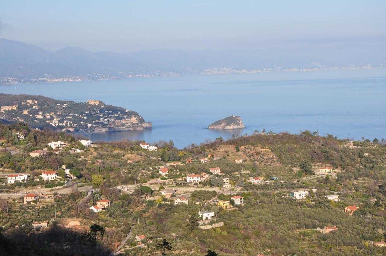 Una Spettacolare Vista Mare - Casa Con Jacuzzi 베르게지 외부 사진